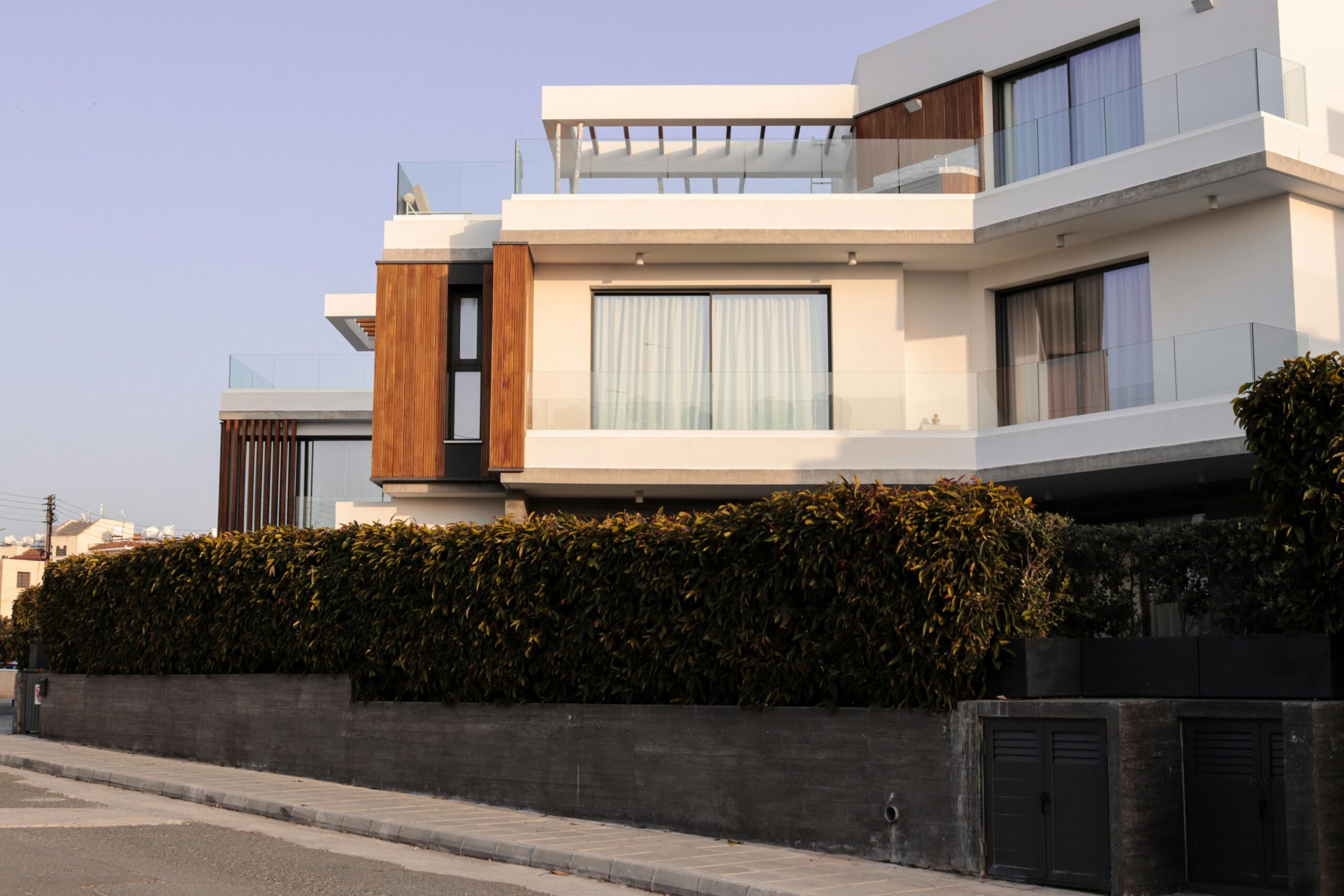 Featured Listings h1